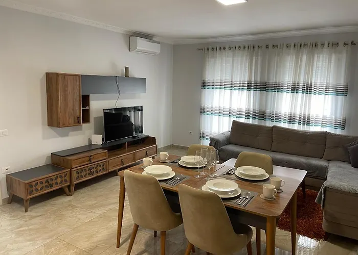 Roes Appartamento Tirana