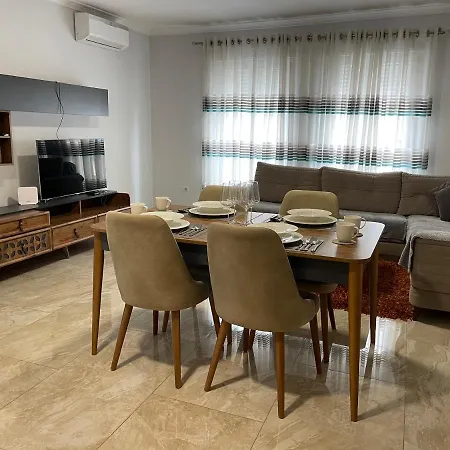 Apartment Roes