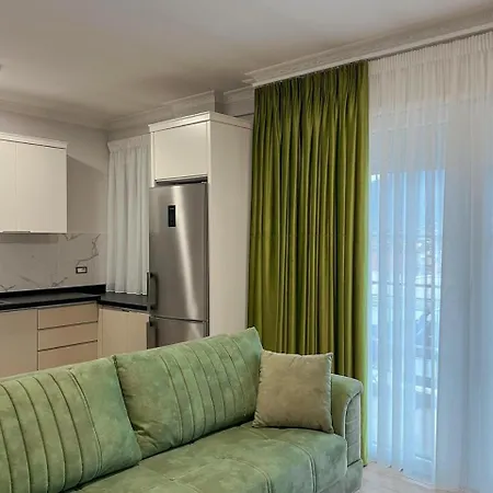 Apartment Roes Tirana
