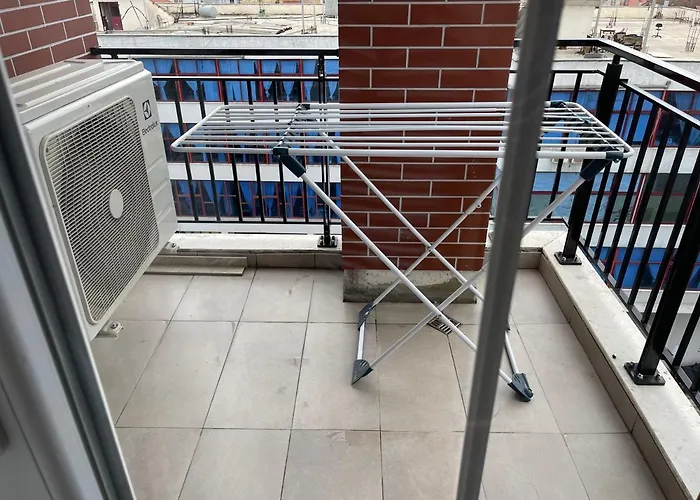 Roes Διαμέρισμα Τίρανα