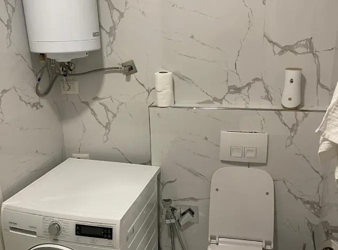 Roes Διαμέρισμα Τίρανα